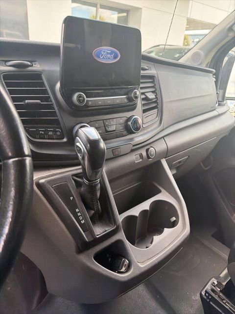 Used 2021 Ford Transit 350 XLT image 9