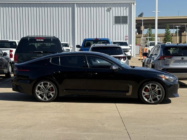 Used 2019 Kia Stinger GT2 AWD/4WD image 3