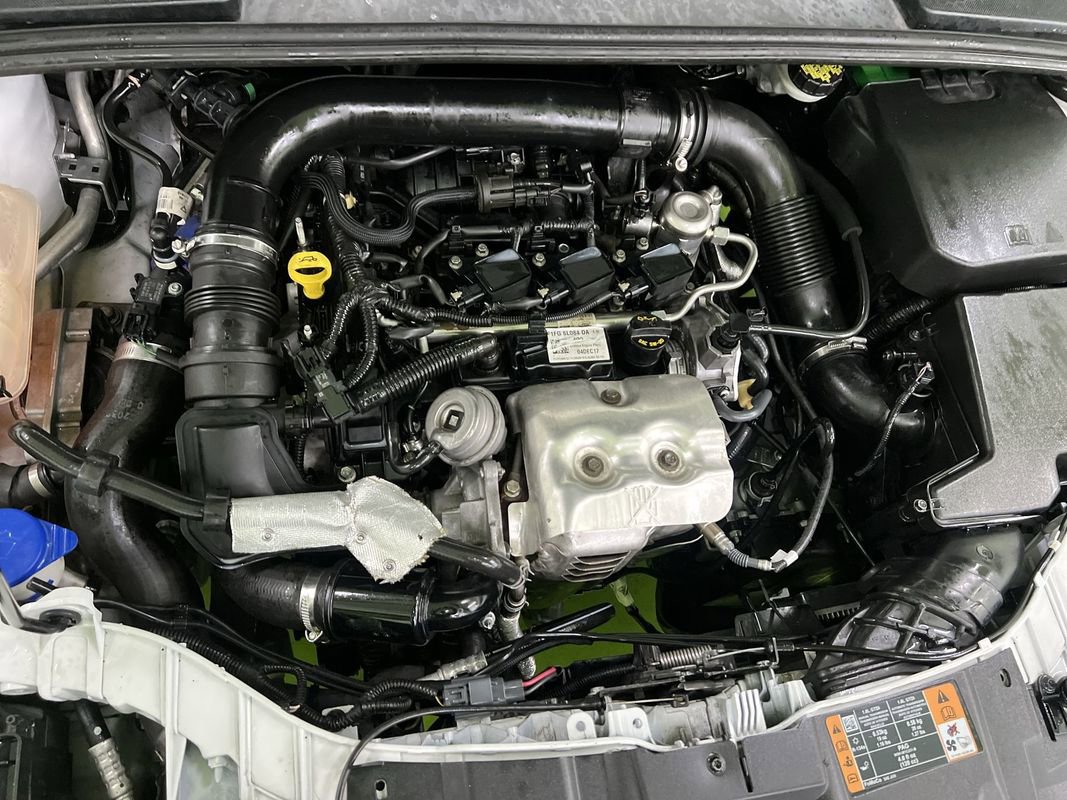 Used 2016 Ford Focus SE image 30