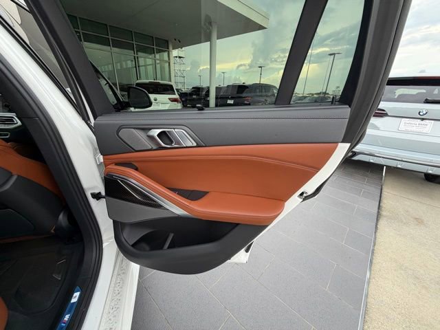 Certified 2022 BMW X6 M50i w/ Executive Package AWD/4WD image 38