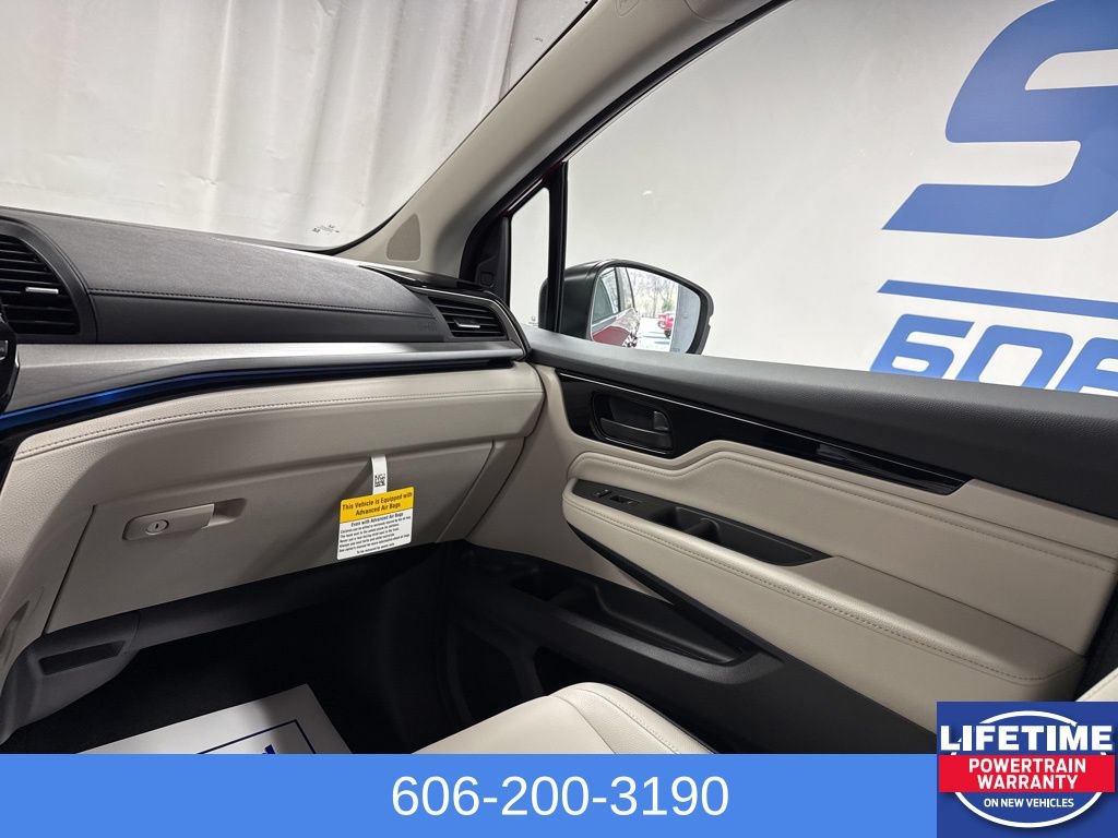 New 2026 Honda Odyssey Touring image 27