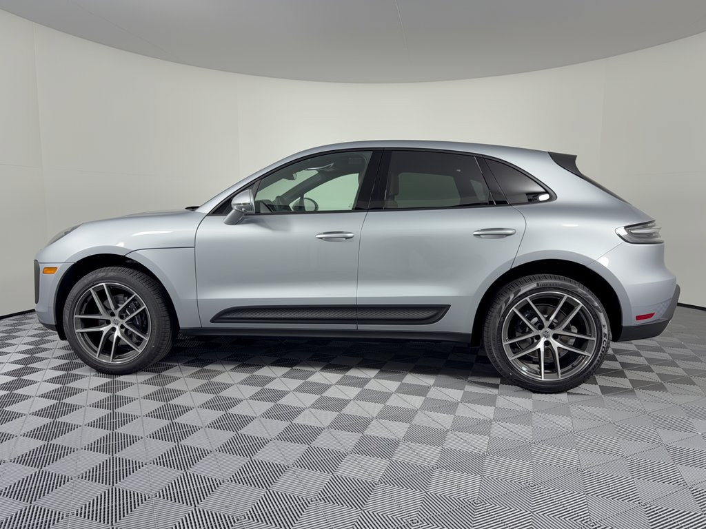 New 2026 Porsche Macan AWD/4WD image 2