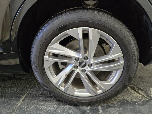 Used 2023 Audi Q7 3.0T Premium Plus AWD/4WD image 14