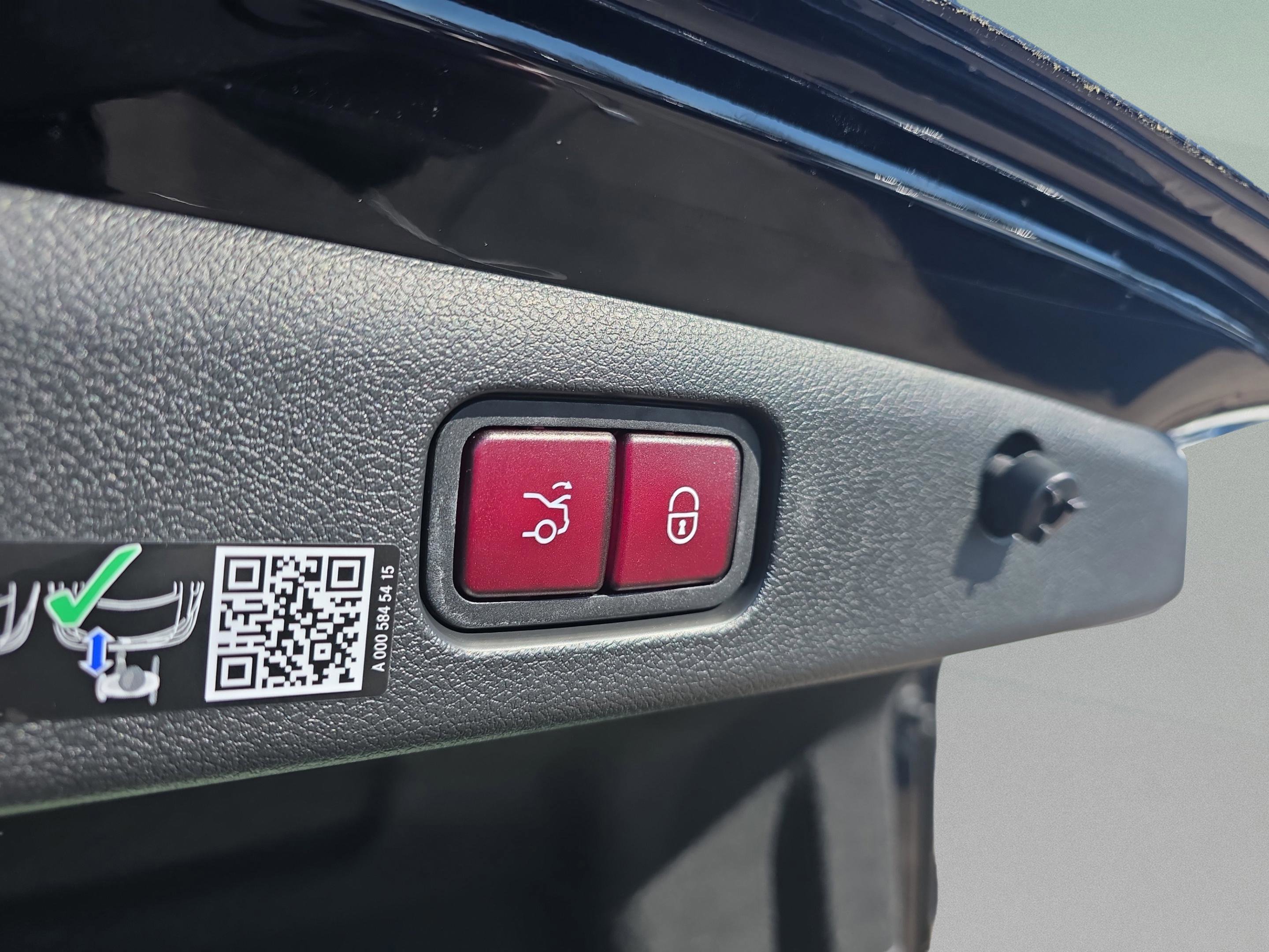 Certified 2026 Mercedes-Benz E 350 Sedan image 9