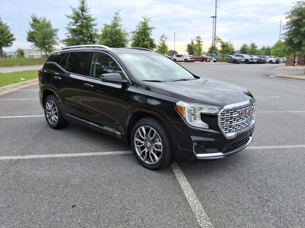 Certified 2024 GMC Terrain Denali w/ Denali Premium Package AWD/4WD video 3
