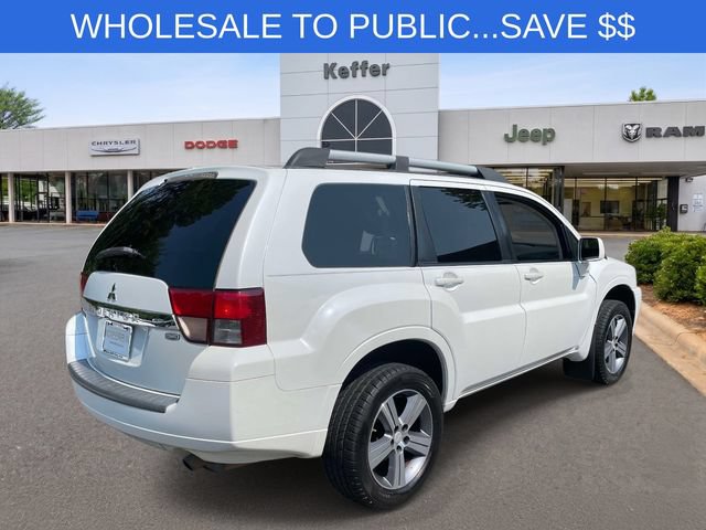 Used 2011 Mitsubishi Endeavor SE FWD image 6
