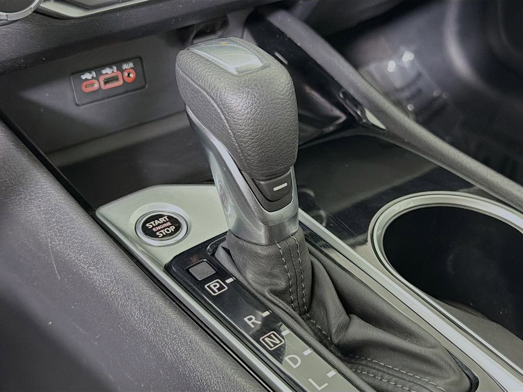 Used 2024 Nissan Altima 2.5 SV image 19