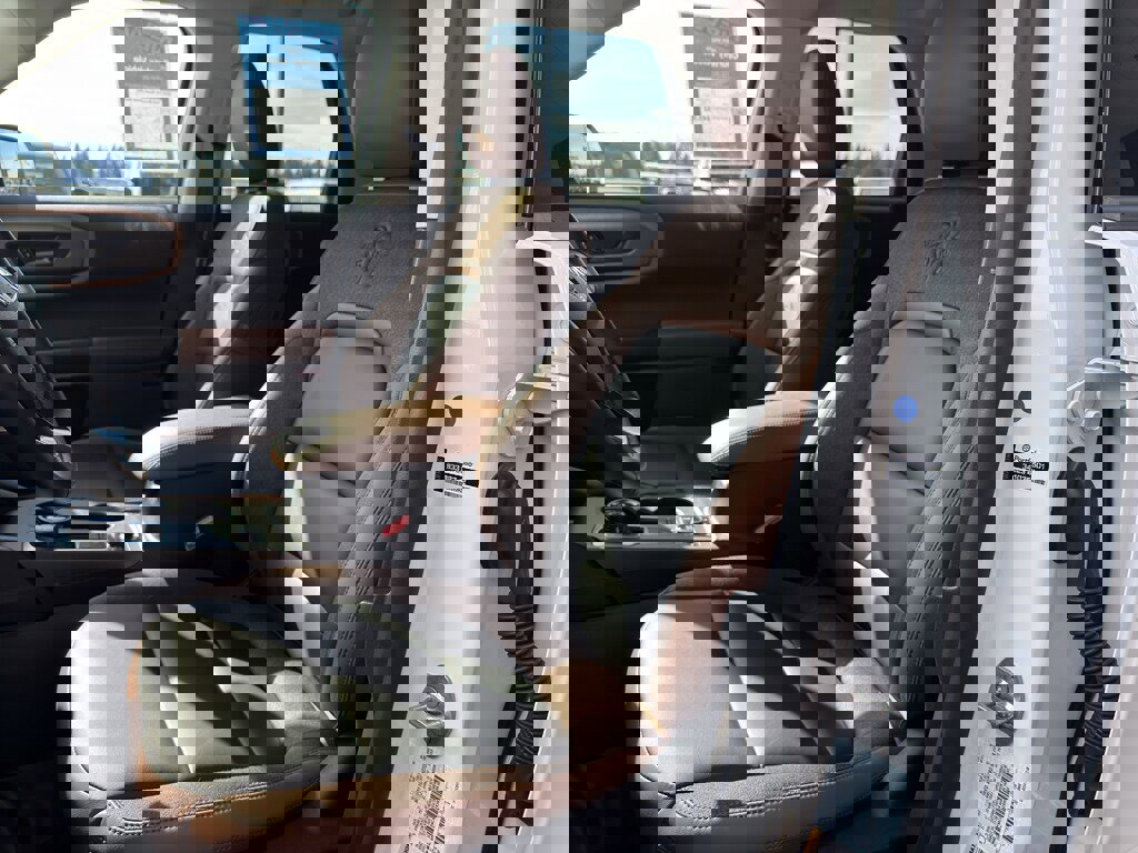 New 2025 Ford Bronco Sport Outer Banks w/ Sasquatch Outer Banks Package image 18