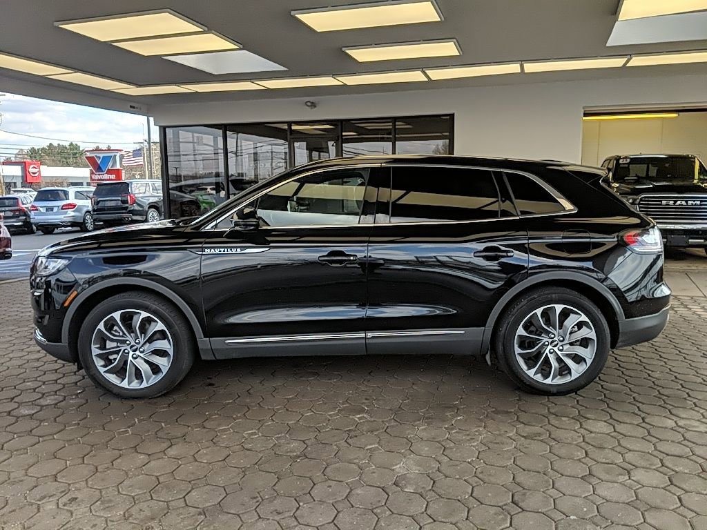 Certified 2023 Lincoln Nautilus Reserve image 38