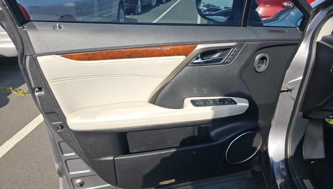 Used 2017 Lexus RX 350 FWD image 5