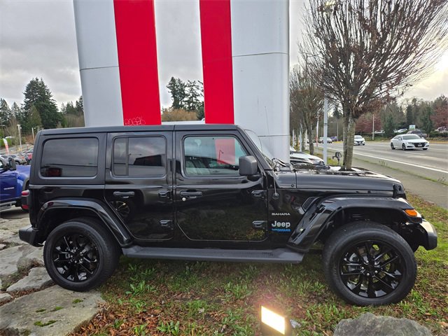 Used 2021 Jeep Wrangler Unlimited Sahara w/ Cold Weather Group image 6