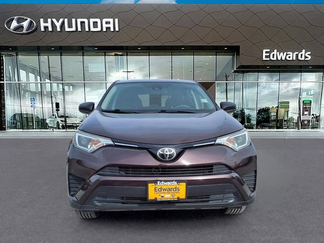 Used 2018 Toyota RAV4 LE image 11