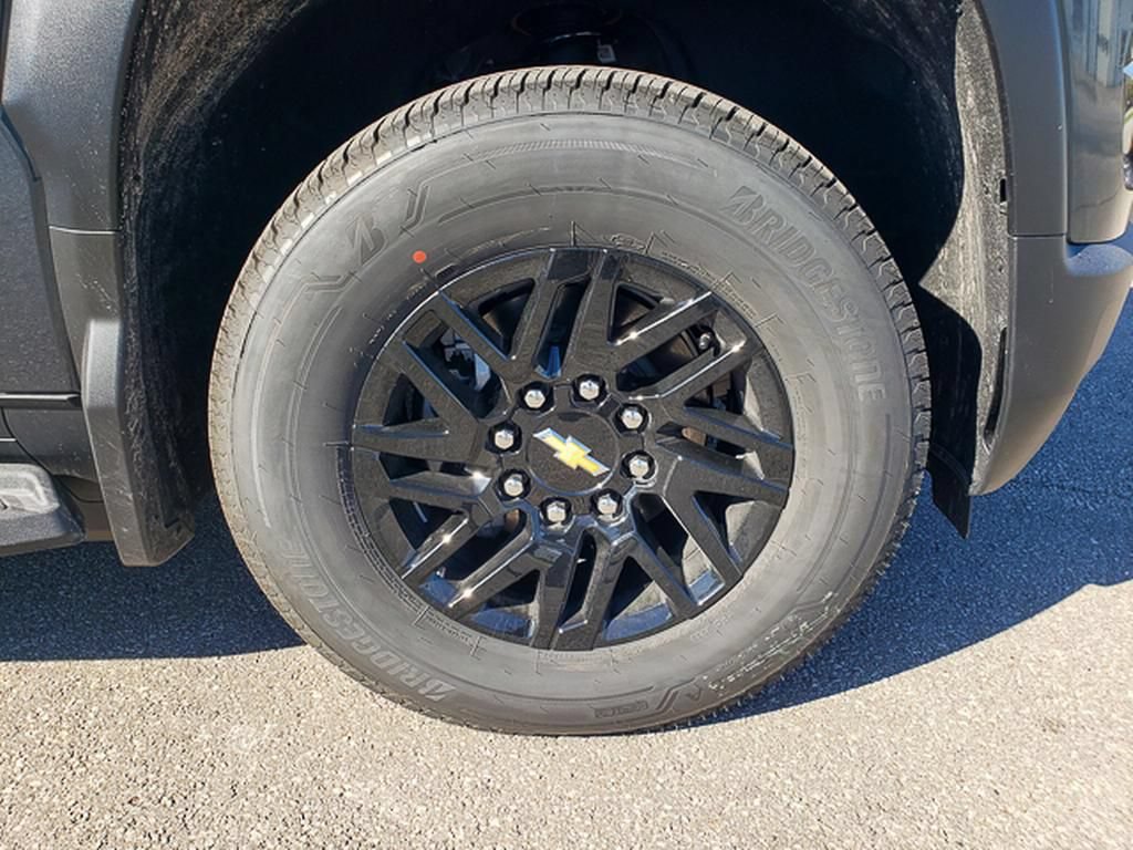 New 2026 Chevrolet Silverado EV LT AWD/4WD image 34