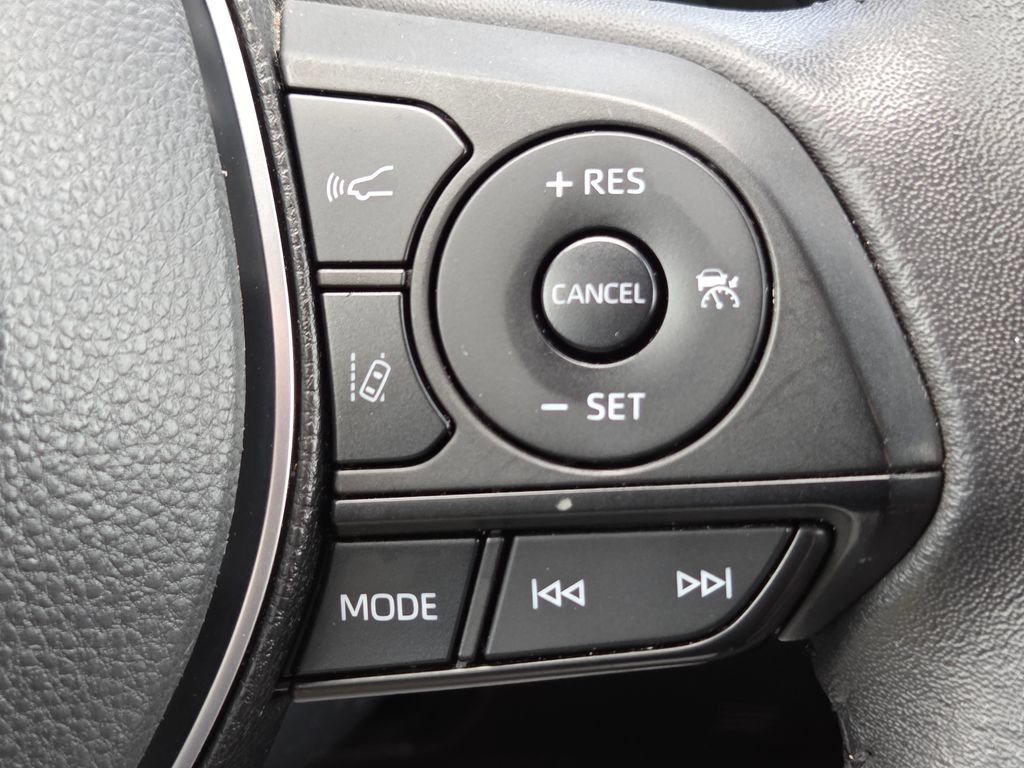 Used 2023 Toyota RAV4 Adventure AWD/4WD image 8