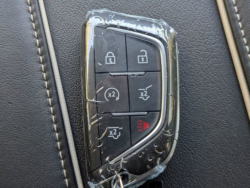 Used 2022 Cadillac Escalade ESV Sport Platinum w/ Heavy-Duty Trailer Package image 36