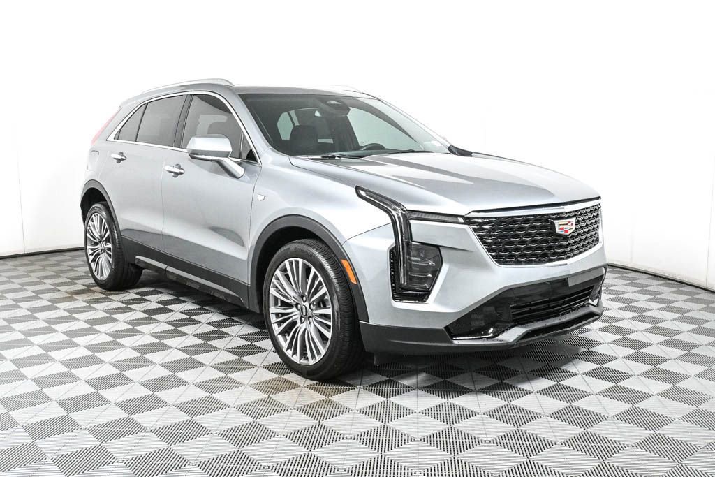 New 2024 Cadillac XT4 Premium Luxury