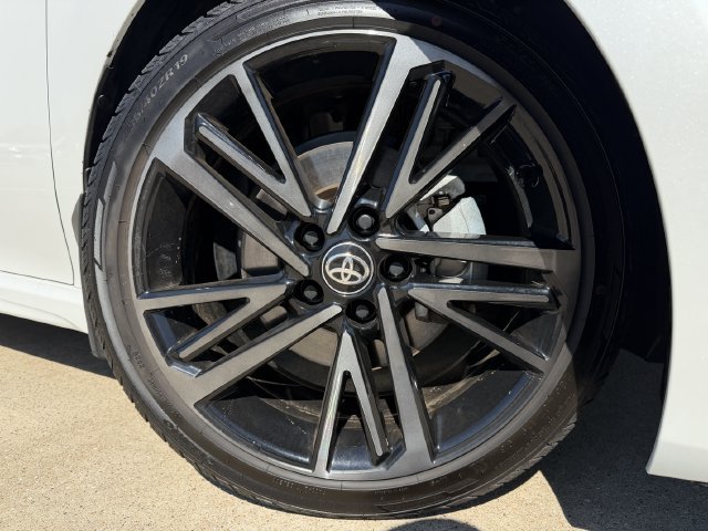 Used 2026 Toyota Camry XSE FWD image 9