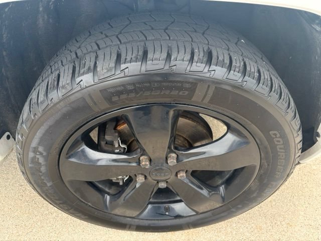 Used 2014 Jeep Grand Cherokee Altitude AWD/4WD image 22