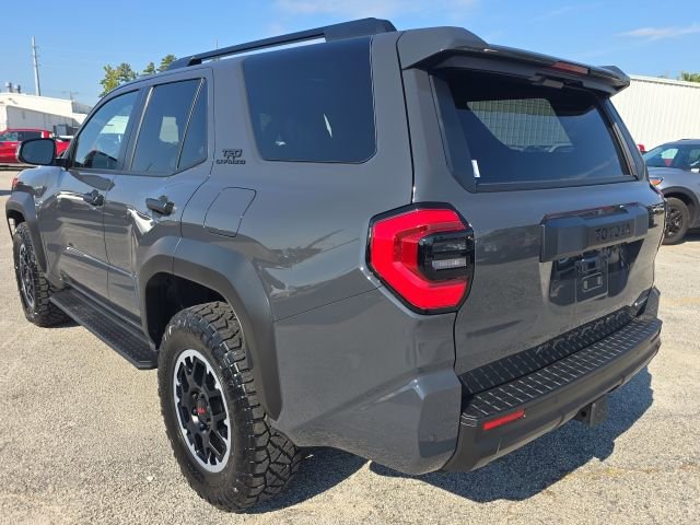 Used 2025 Toyota 4Runner 4WD image 3