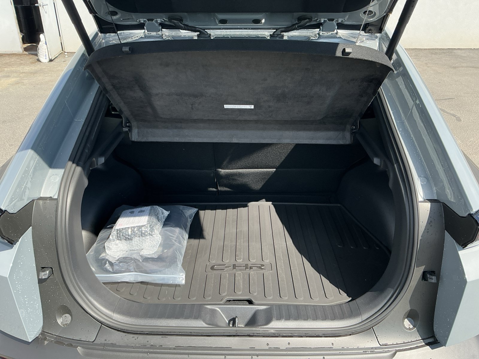 New 2026 Toyota C-HR AWD/4WD image 18