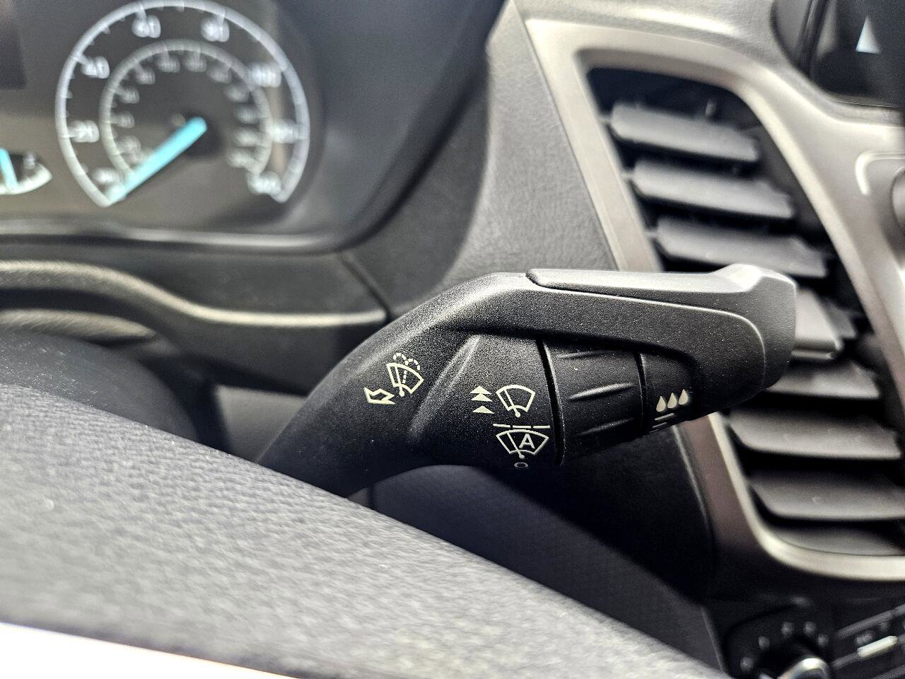 Used 2022 Ford Transit Connect XL image 56