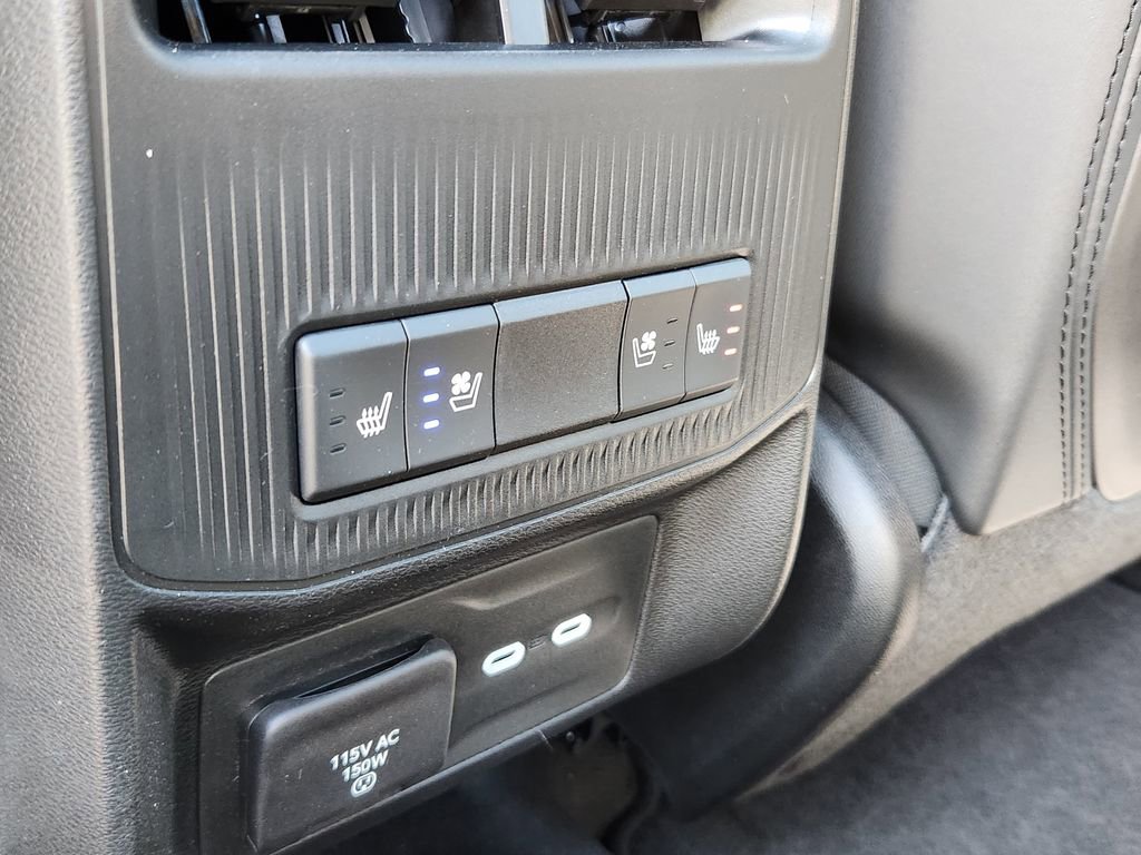 New 2025 Jeep Wagoneer S Launch Edition image 11