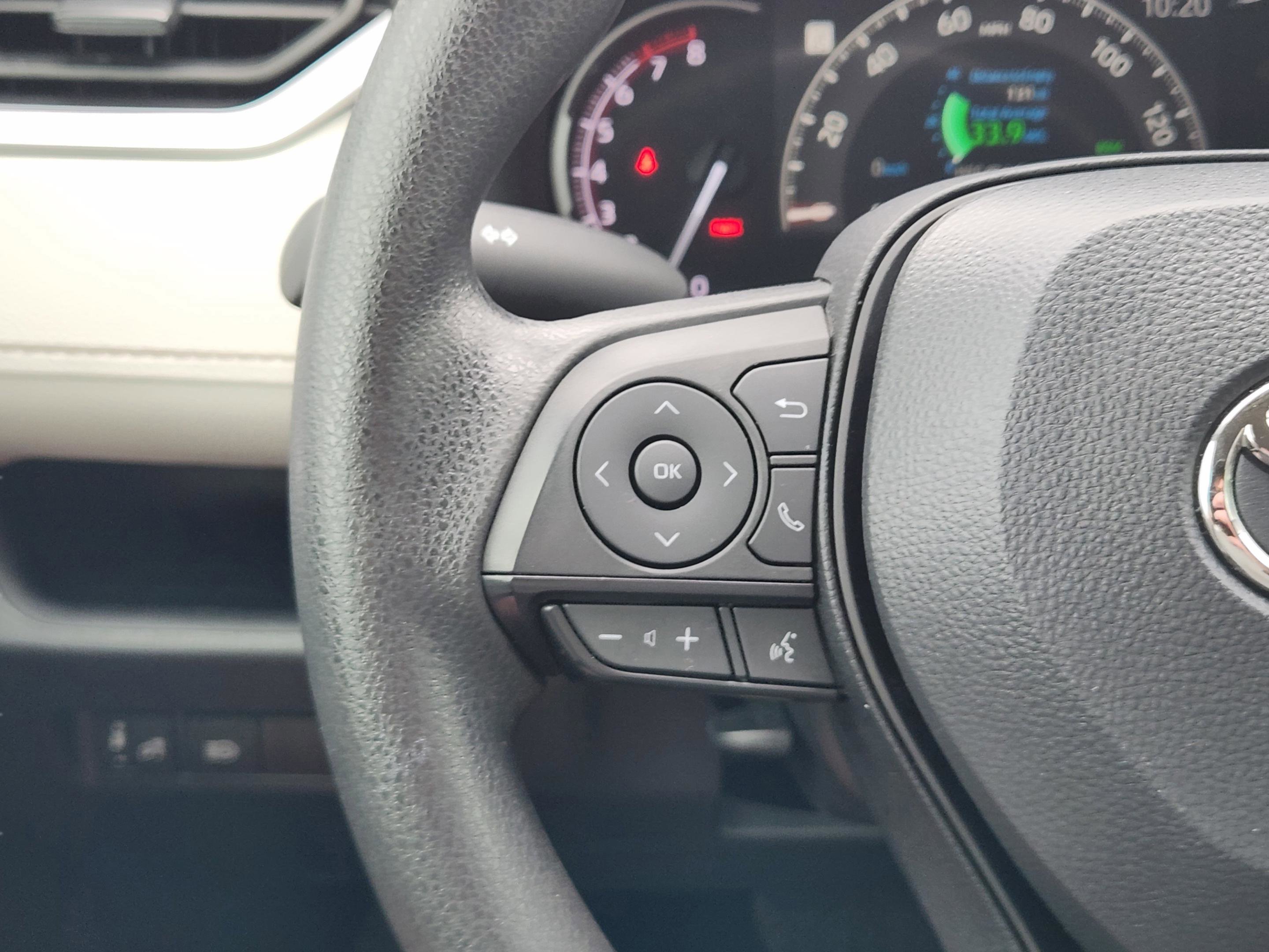 Used 2024 Toyota RAV4 XLE image 21