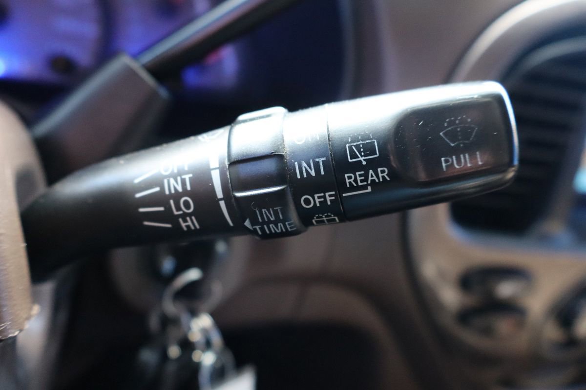 Used 2003 Toyota Sequoia Limited image 34