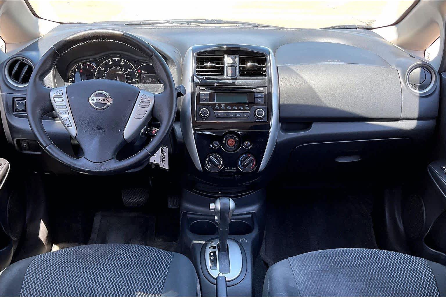 Used 2015 Nissan Versa Note SV FWD image 14