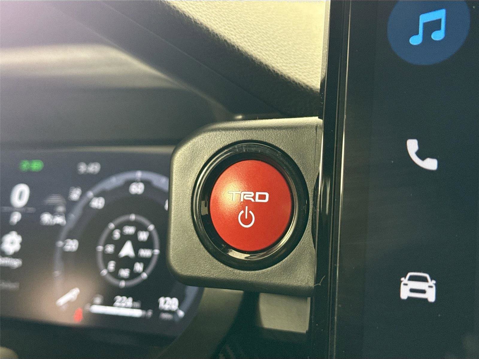 Used 2025 Toyota Tacoma TRD Pro AWD/4WD image 22