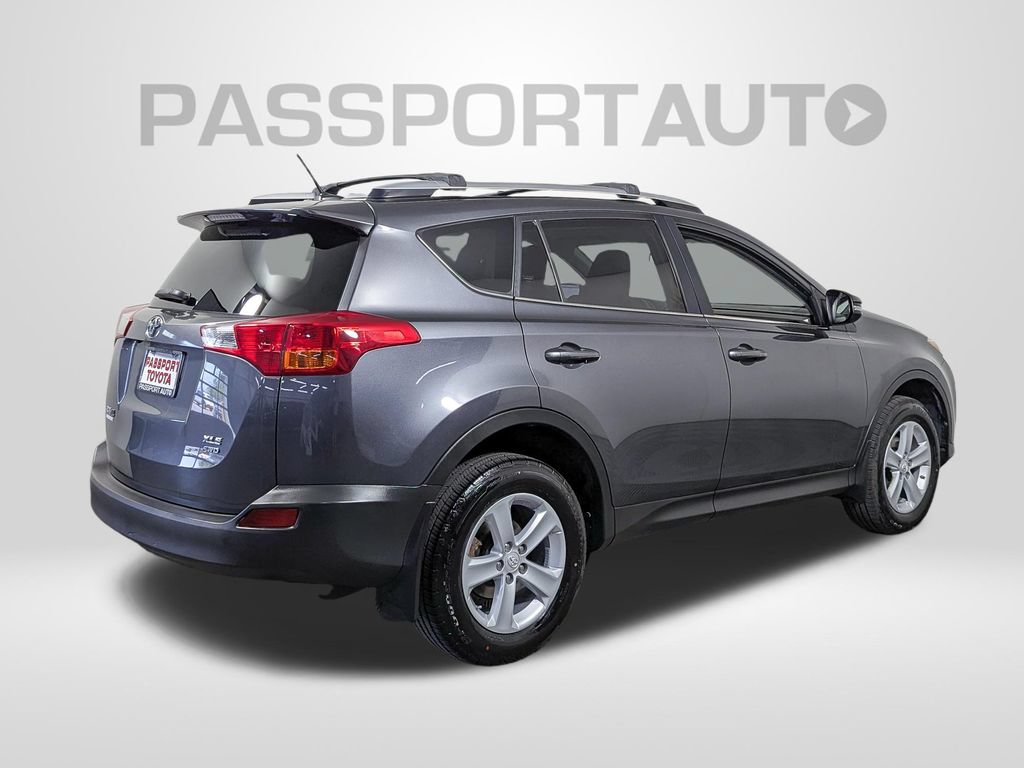 Used 2014 Toyota RAV4 XLE AWD/4WD image 8