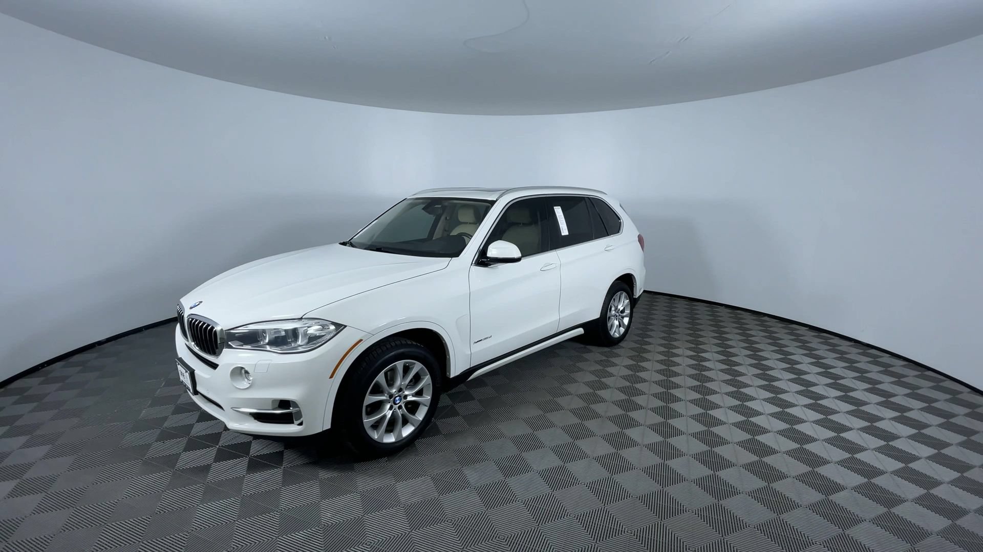Used 2014 BMW X5 xDrive35d AWD/4WD image 4