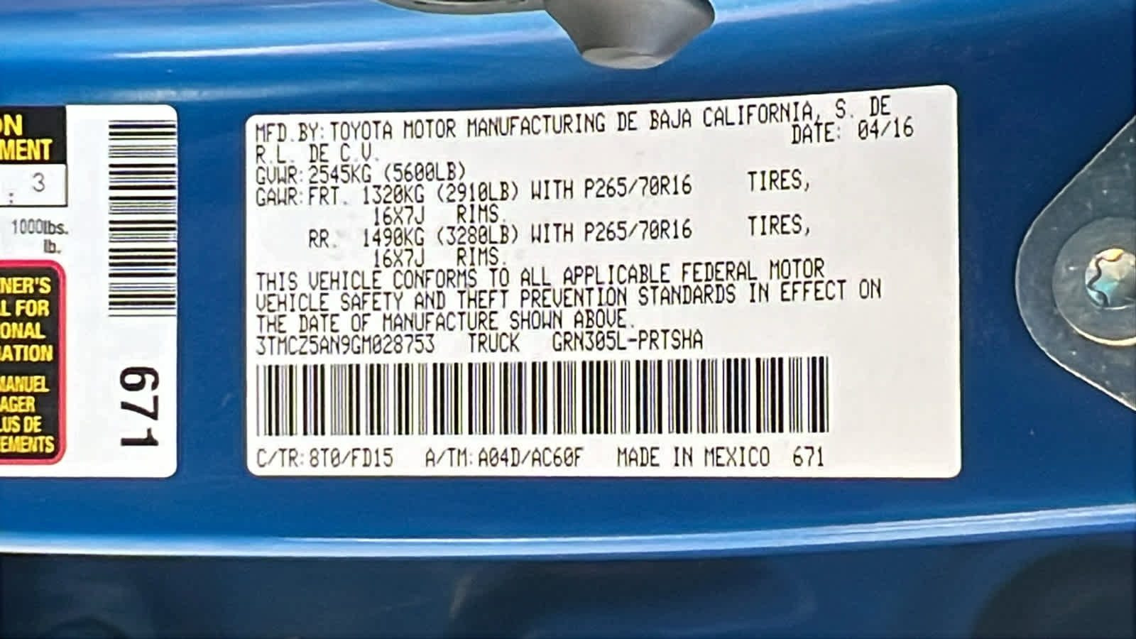 Used 2016 Toyota Tacoma TRD Off-Road image 30