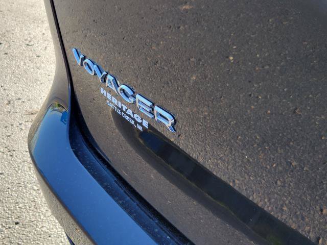 Used 2023 Chrysler Voyager LX FWD image 27