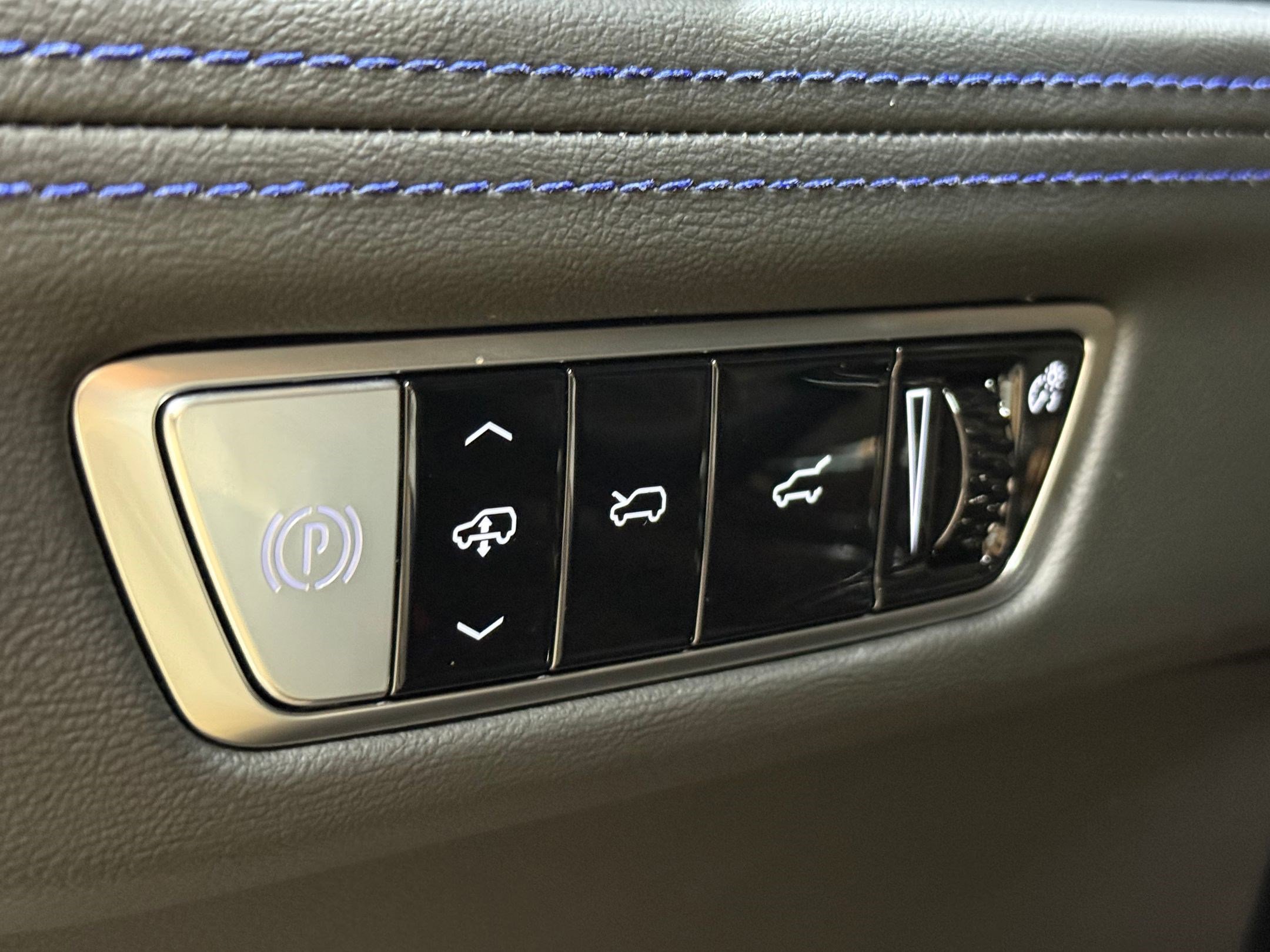 New 2026 Cadillac Escalade IQ Sport 1 image 17