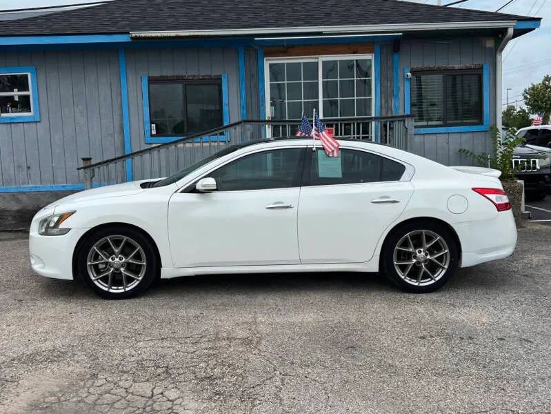 Used 2011 Nissan Maxima 3.5 SV w/ Sport Pkg image 9