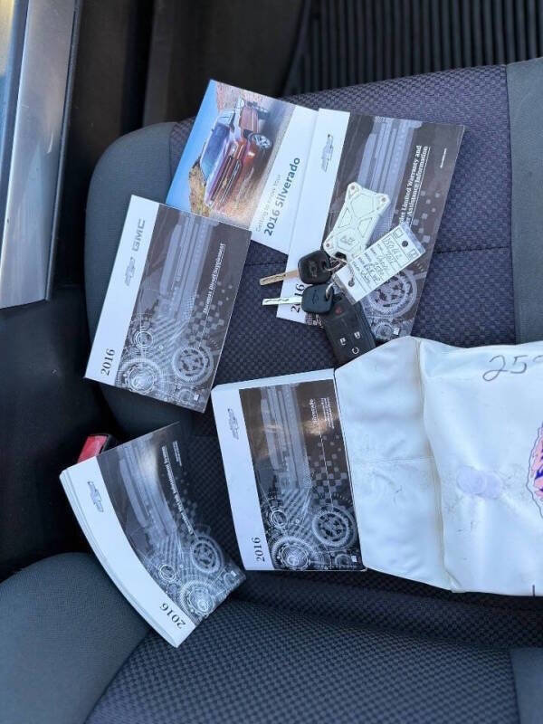 Used 2016 Chevrolet Silverado 2500 LT w/ LT Convenience Package image 29