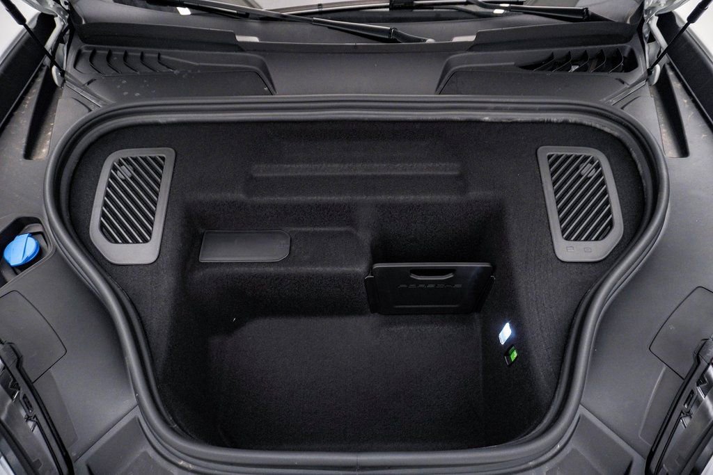 New 2026 Porsche Macan 4 Electric image 29