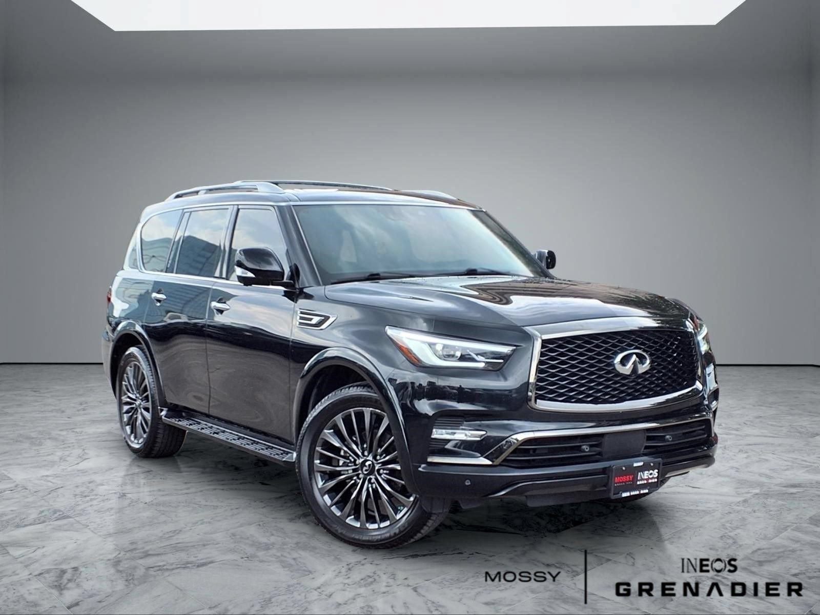 Used 2024 INFINITI QX80 Sensory