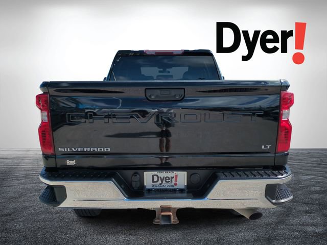 Used 2022 Chevrolet Silverado 2500 LT w/ Convenience Package AWD/4WD image 4