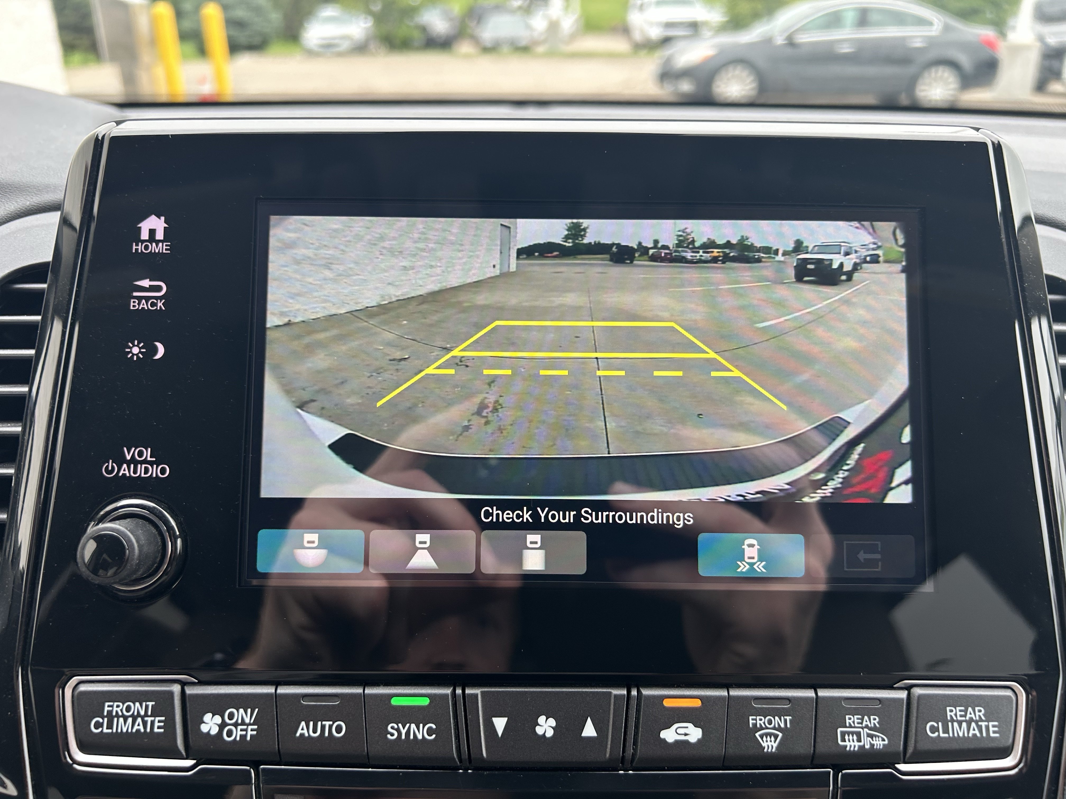 Used 2024 Honda Odyssey Touring image 32