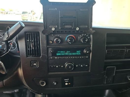 Used 2020 GMC Savana 2500 w/ Driver Convenience Package image 7