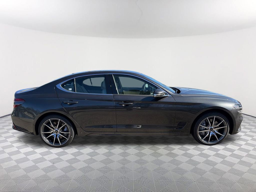 New 2026 Genesis G70 2.5T image 4