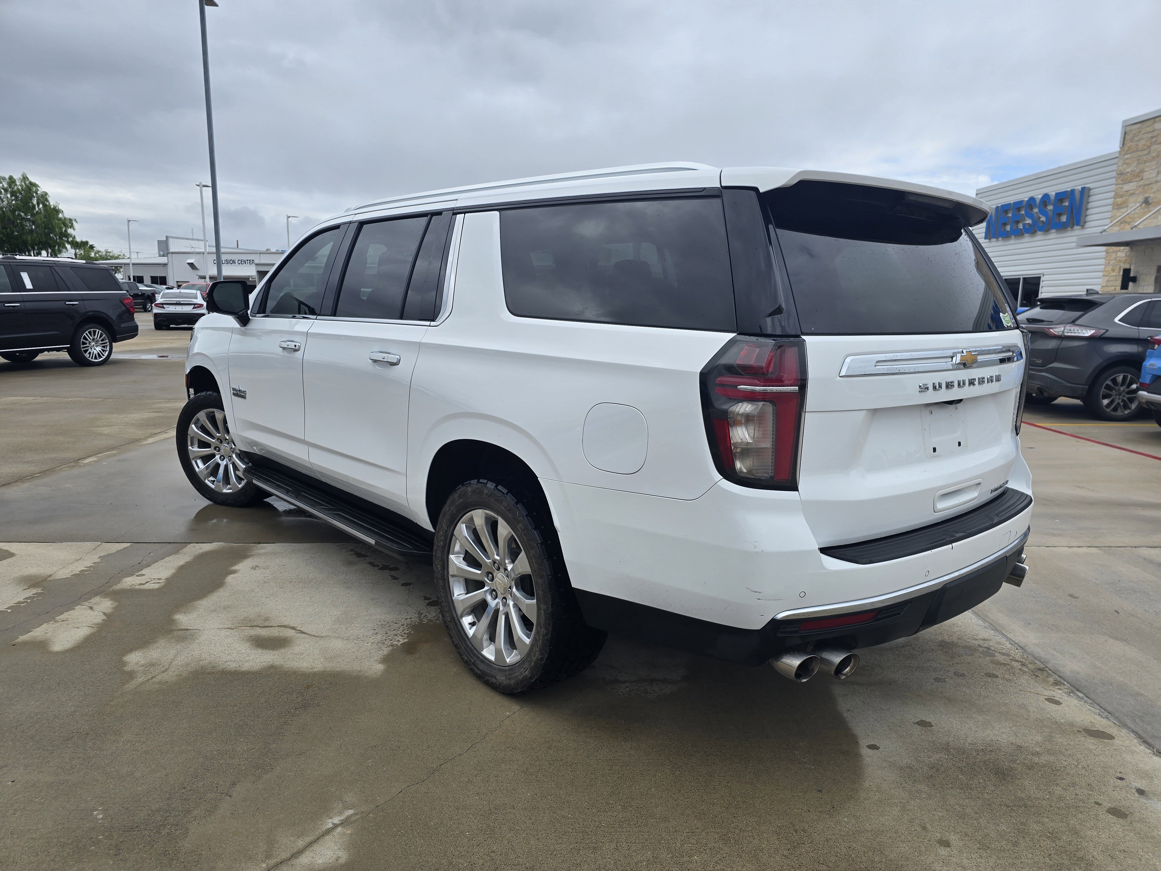 Used 2021 Chevrolet Suburban Premier w/ Texas Edition image 5