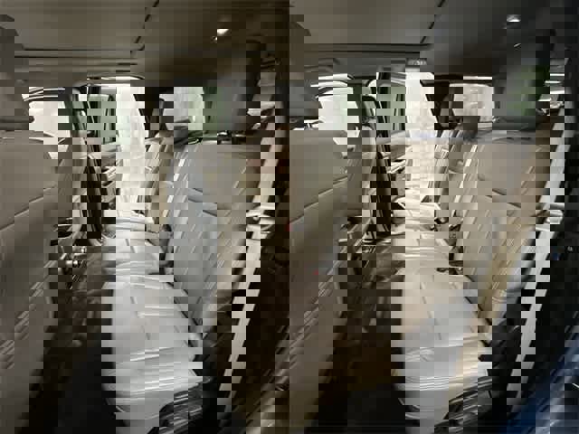 Used 2018 Ford Expedition XLT w/ Equipment Group 202A image 19