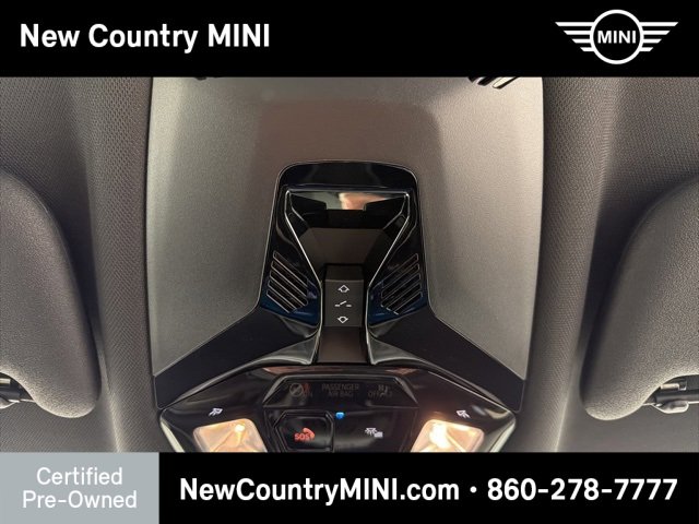 Certified 2025 MINI Cooper 2-Door Hardtop image 19