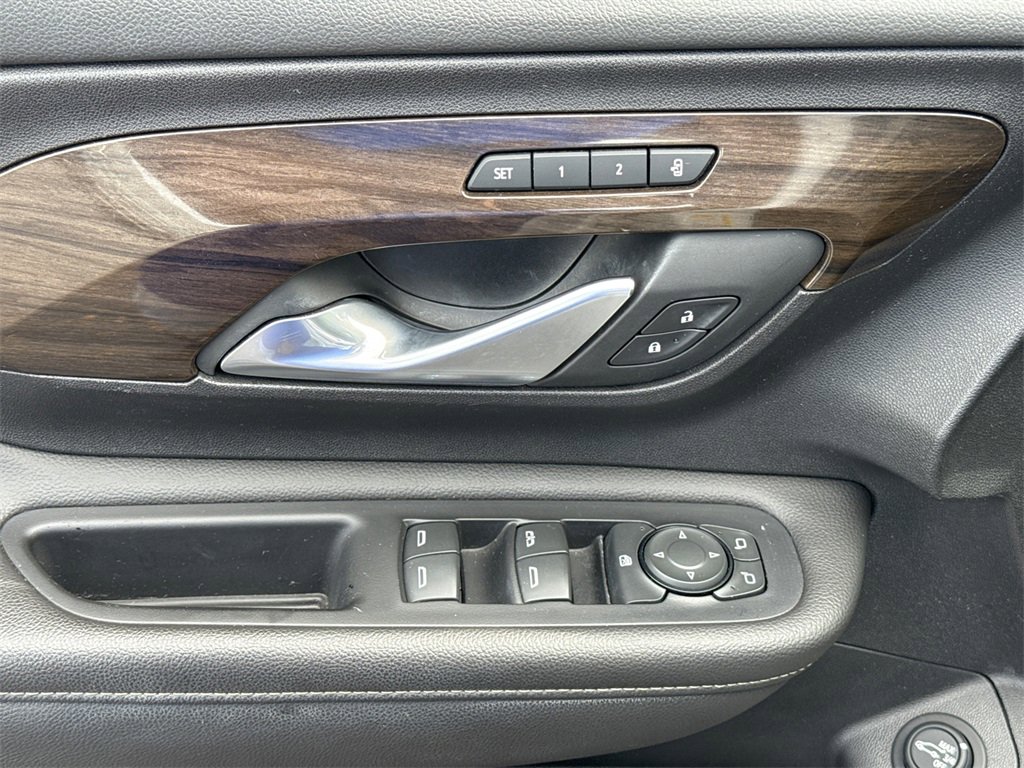 Used 2019 GMC Terrain Denali image 14