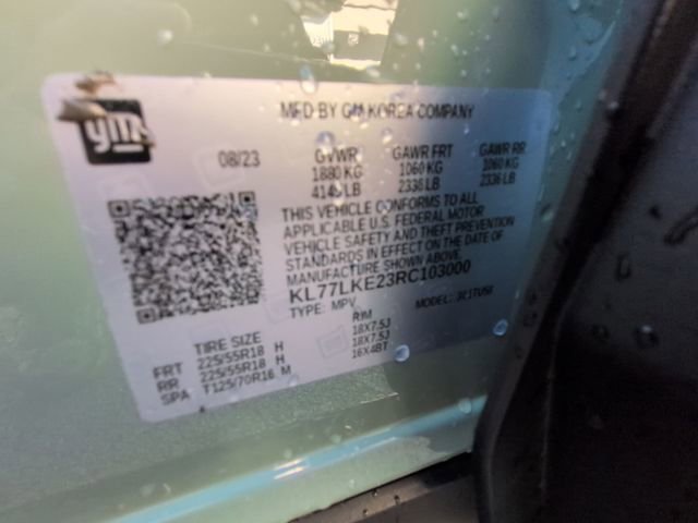 Used 2024 Chevrolet Trax ACTIV w/ Sunroof Package image 32