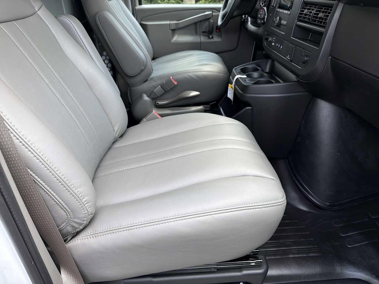 New 2025 GMC Savana 2500 w/ Driver Convenience Package image 12