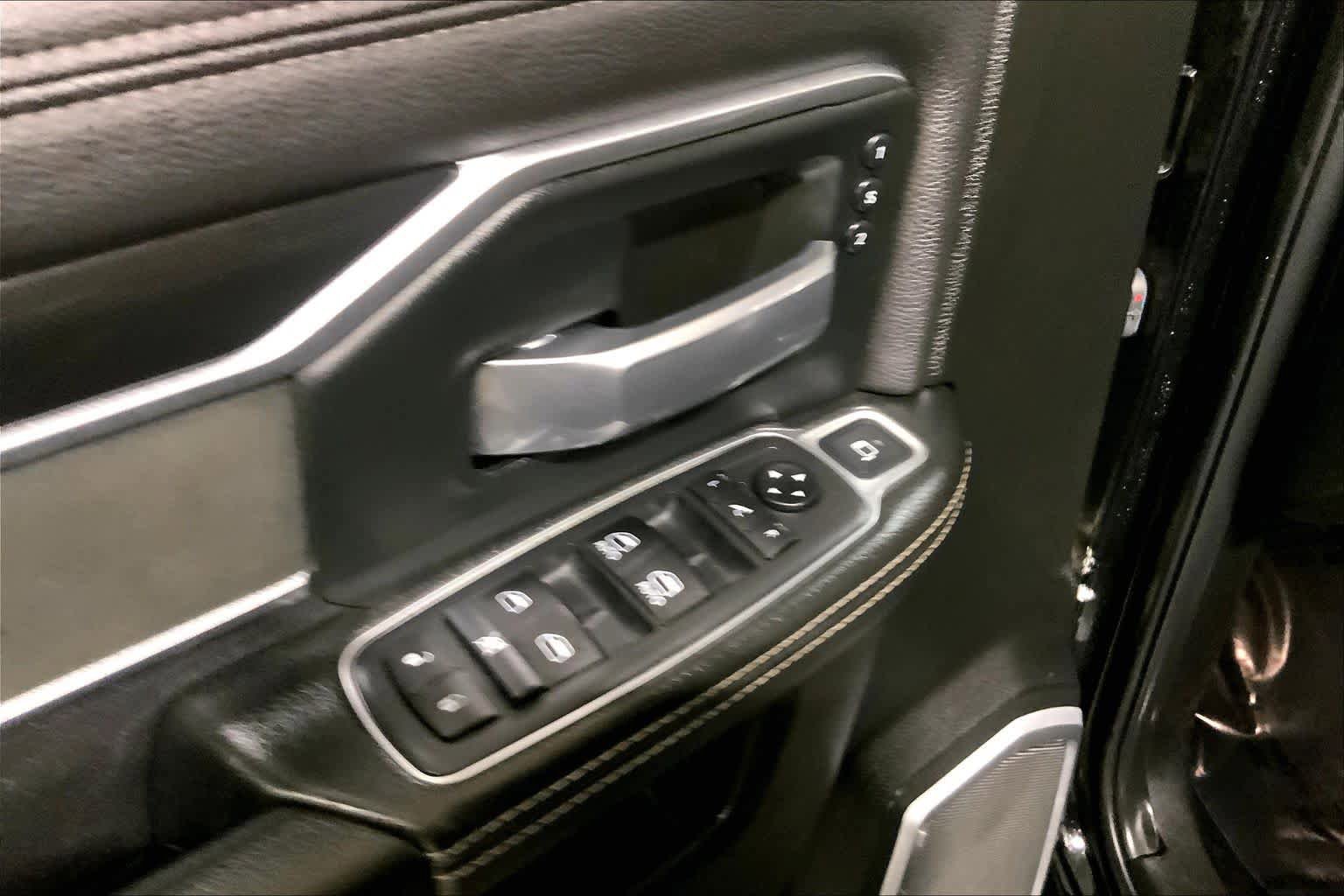 Used 2019 RAM 2500 Laramie AWD/4WD image 36